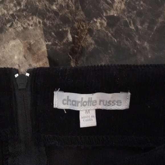 black skirt - Picture 3 of 3